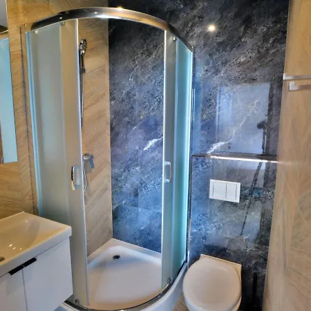 For 2 Prs By The Sea, * Ustronie Morskie