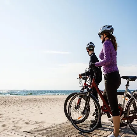 For 2 Prs By The Sea, Apartmán *