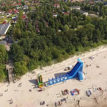 For 2 Prs By The Sea, أوسترونيه مورسكية